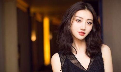 景甜图片爆料最新网站,网络热议不断!